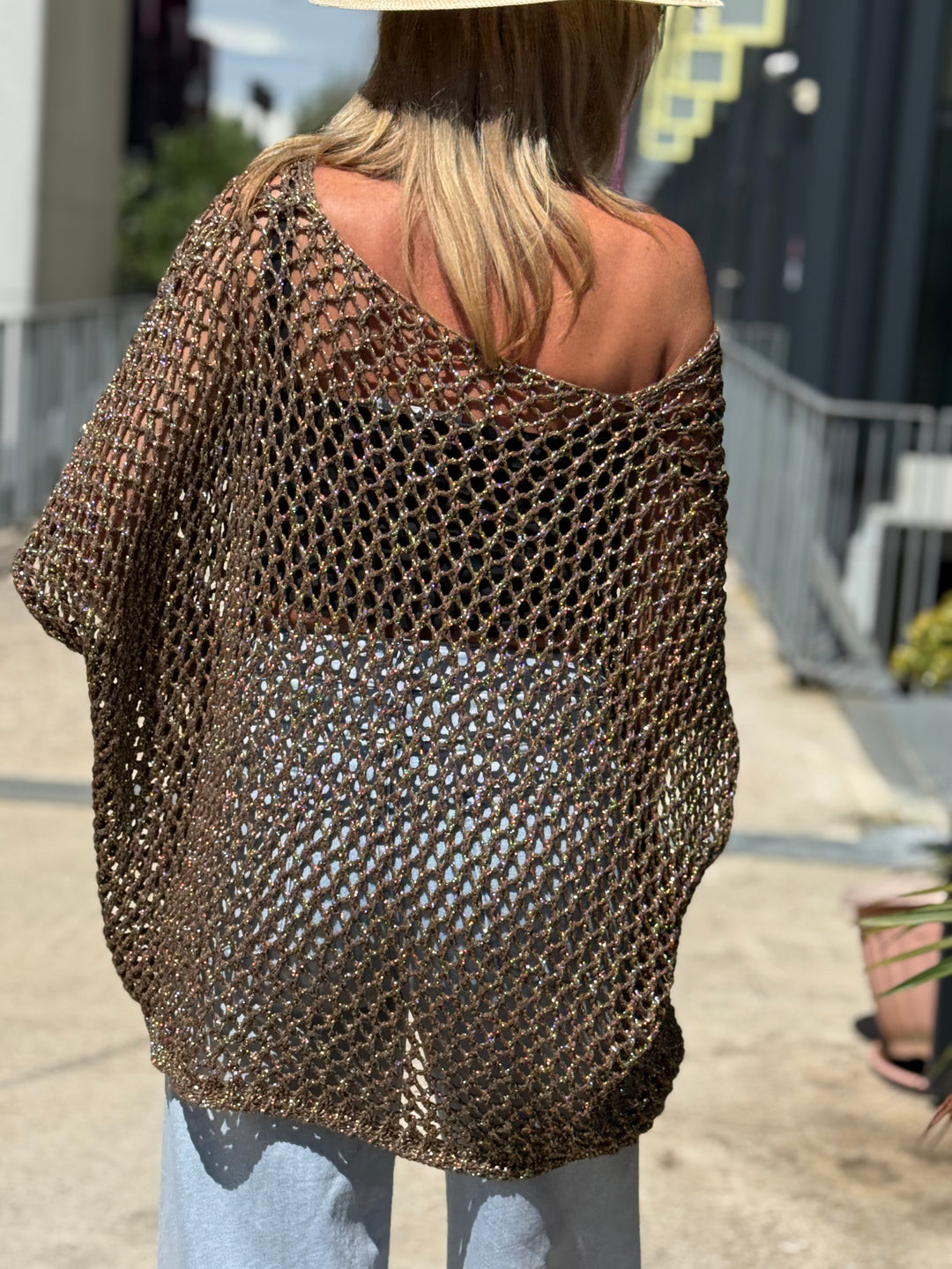 Pull crochet loose 0127