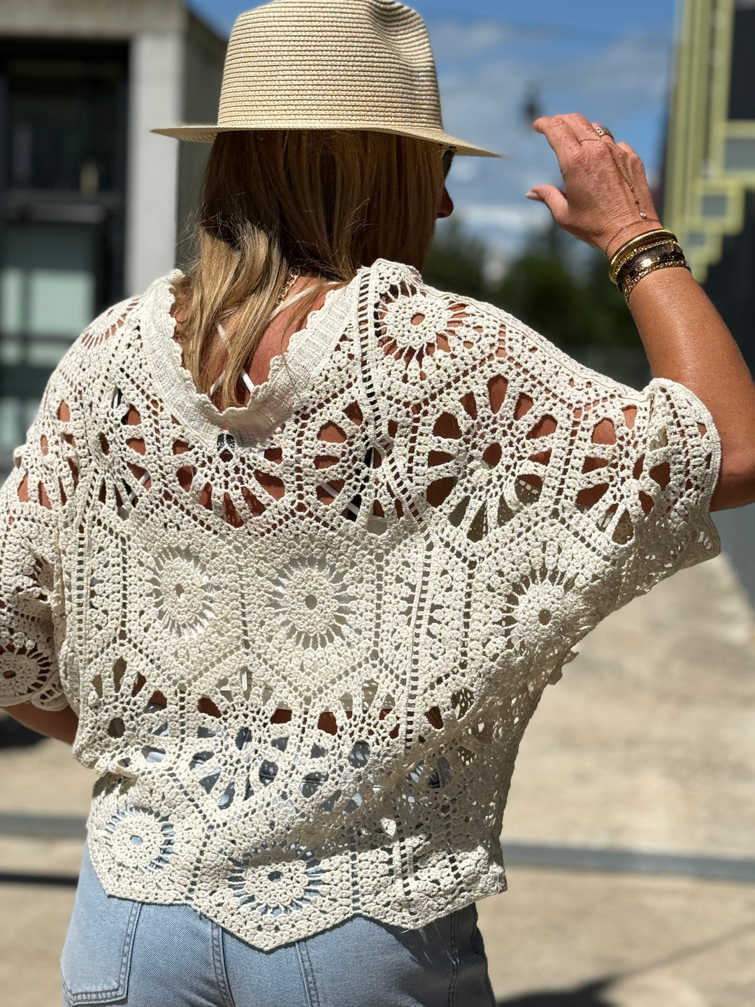 Pull crochet beige 8143