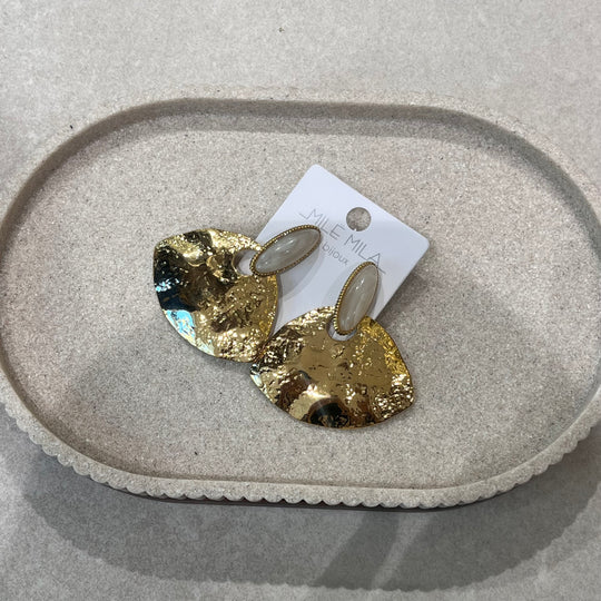Boucles d’oreilles nacrée et or330060