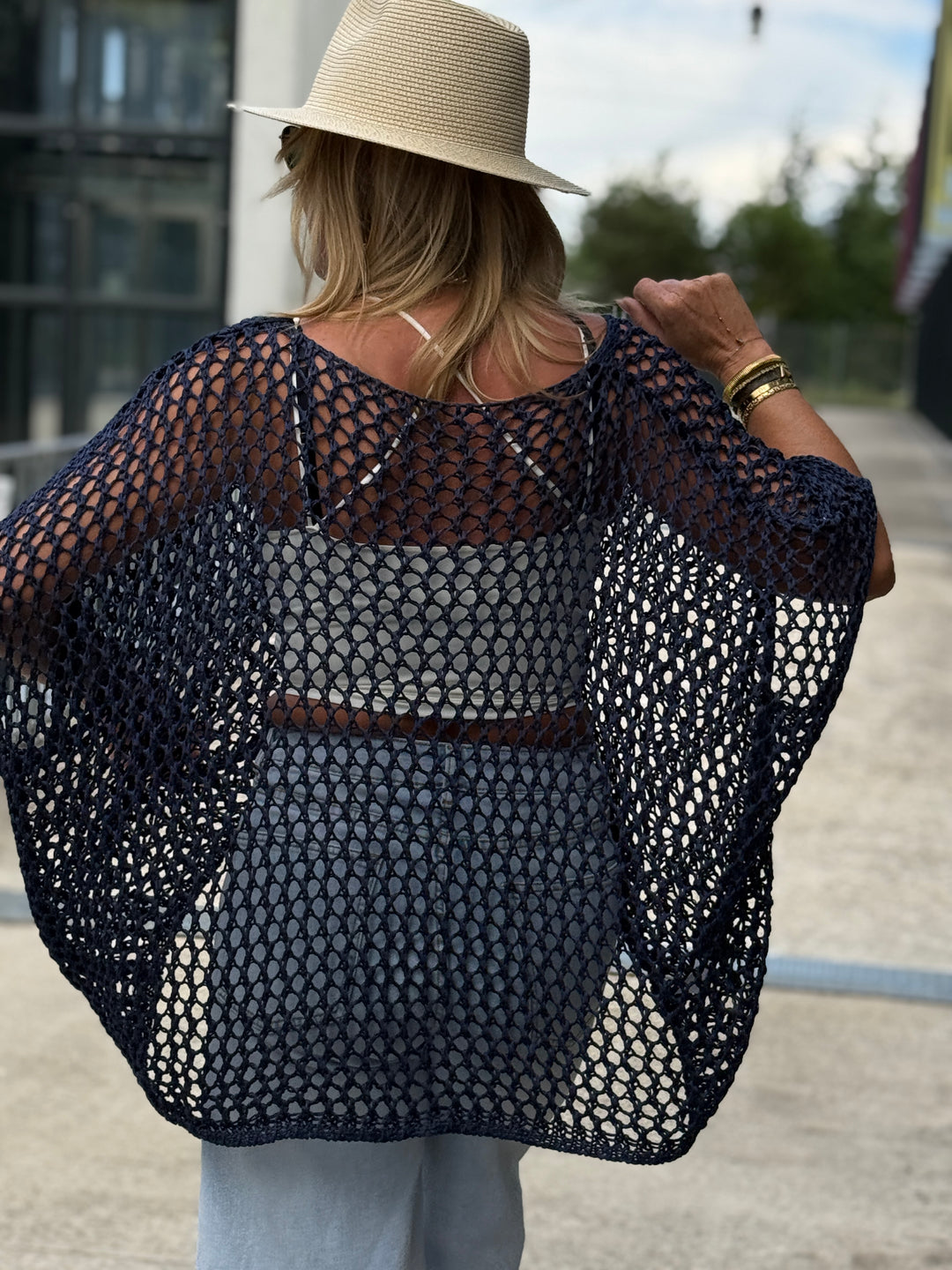 Pull crochet loose 0127