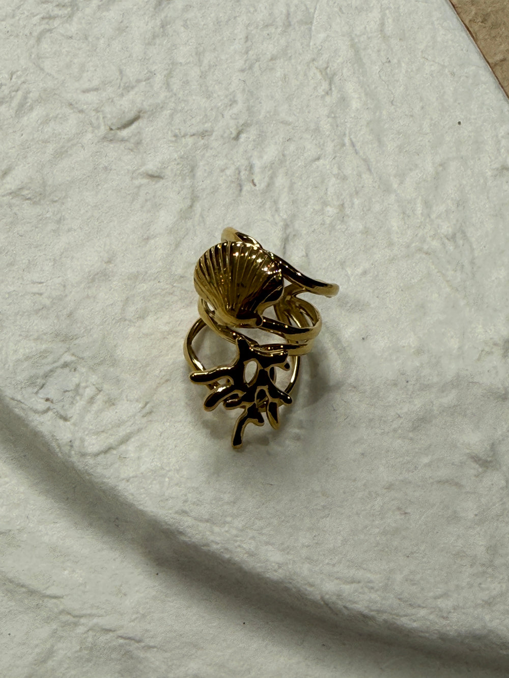 Bague coquillages de mer or