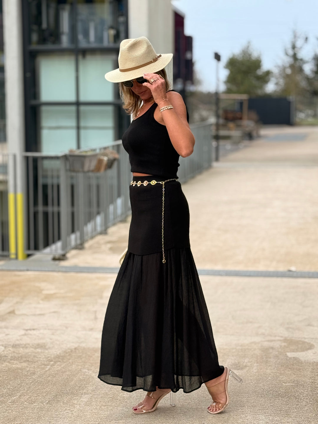 Ensemble bretelle jupant Noir JL10140
