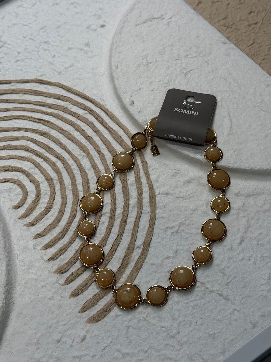 Collier pierre Camel