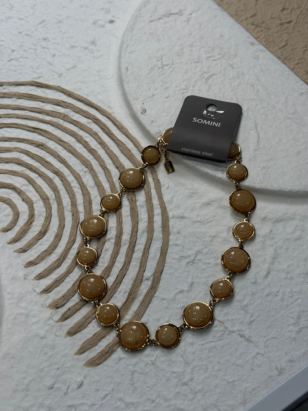 Collier pierre Camel