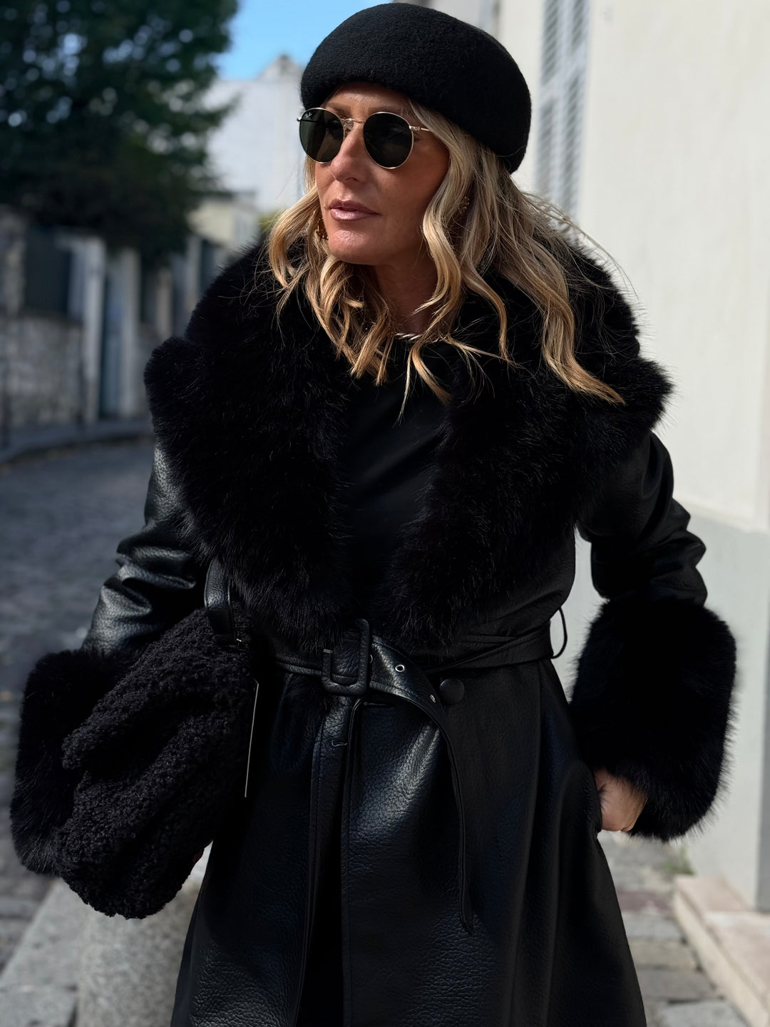 MANTEAU LONG EN SIMILICUIR Fourrure Noir 9202