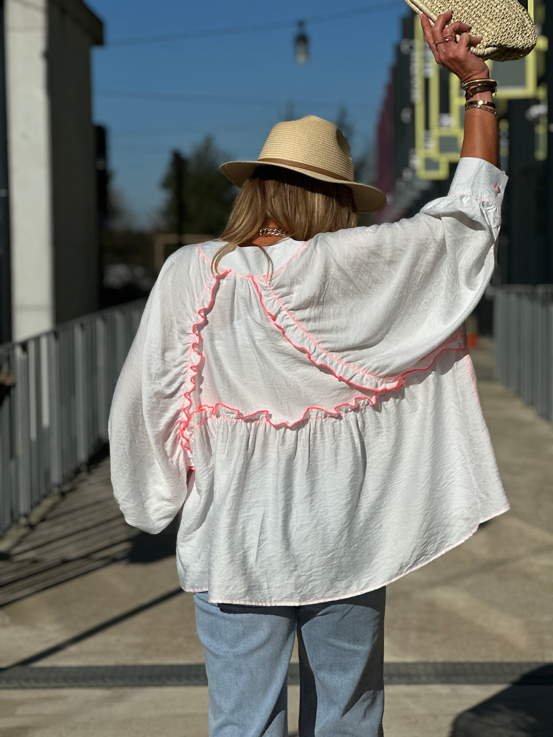 Chemise volant blanc/fluo rose 2935