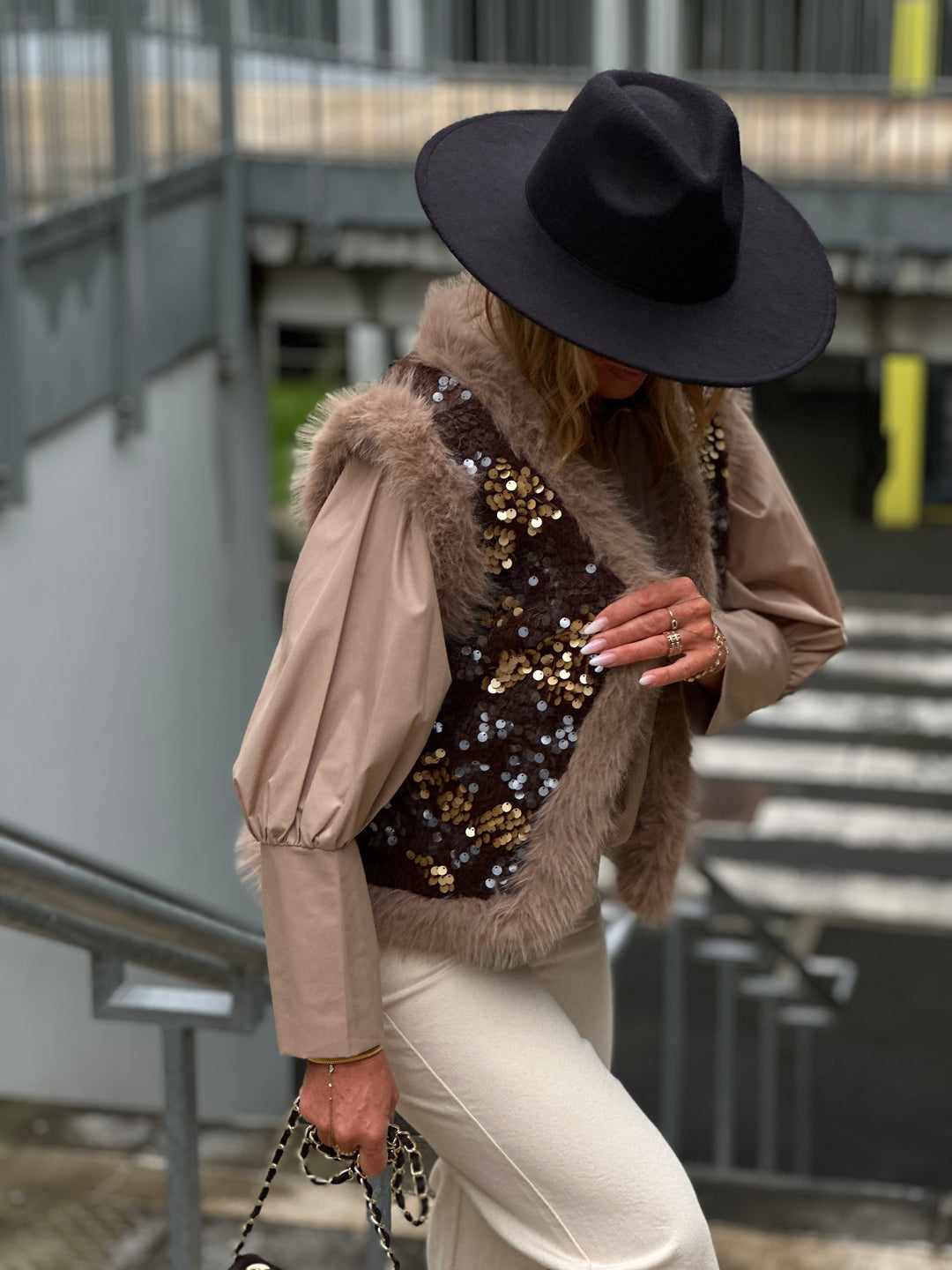 Gilet maille choco aux sequin