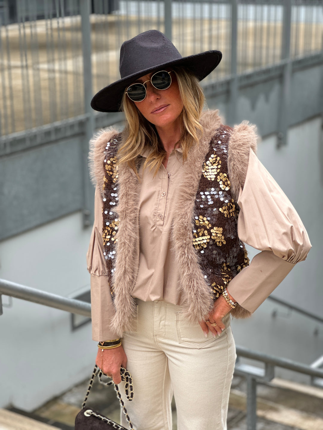 Gilet maille choco aux sequin