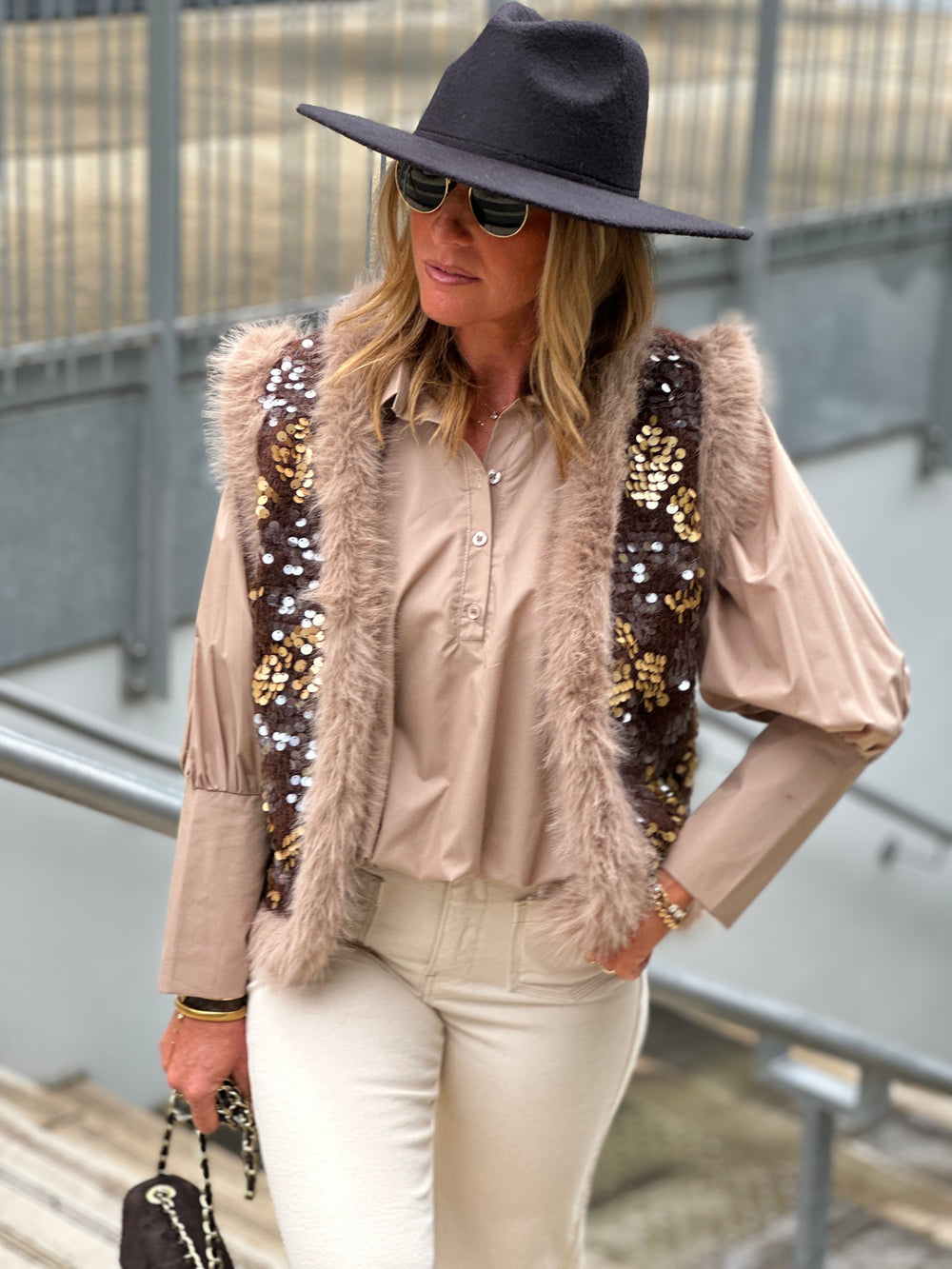 Gilet maille choco aux sequin
