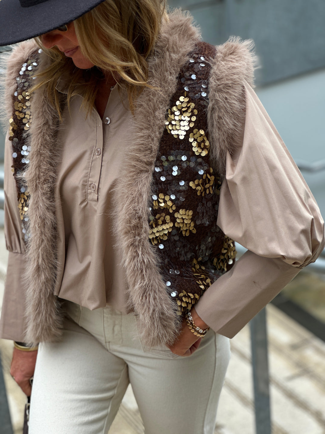 Gilet maille choco aux sequin