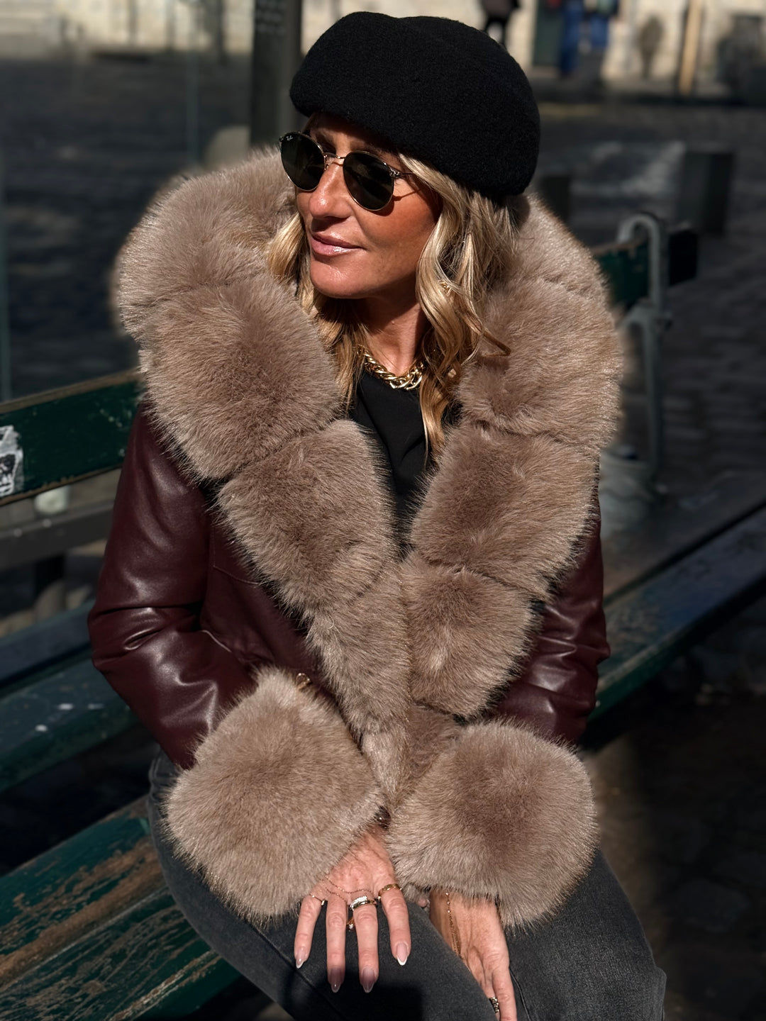 Veste similicuir Bordeaux fourrure beige 202326