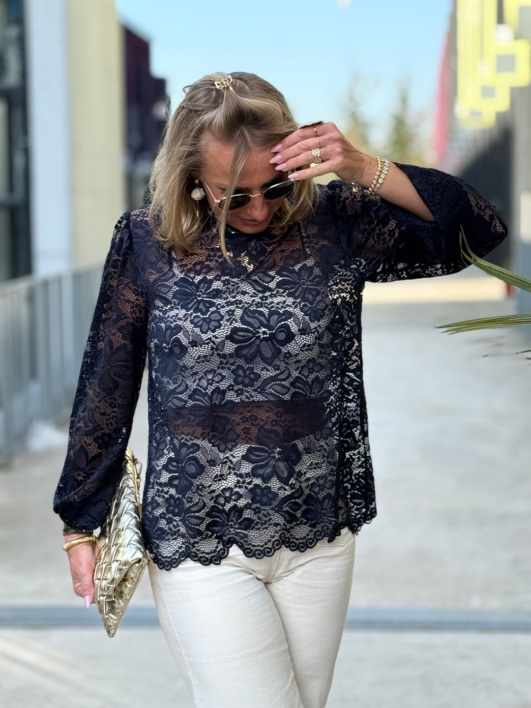 Top dentelle manches longues marine Wendy