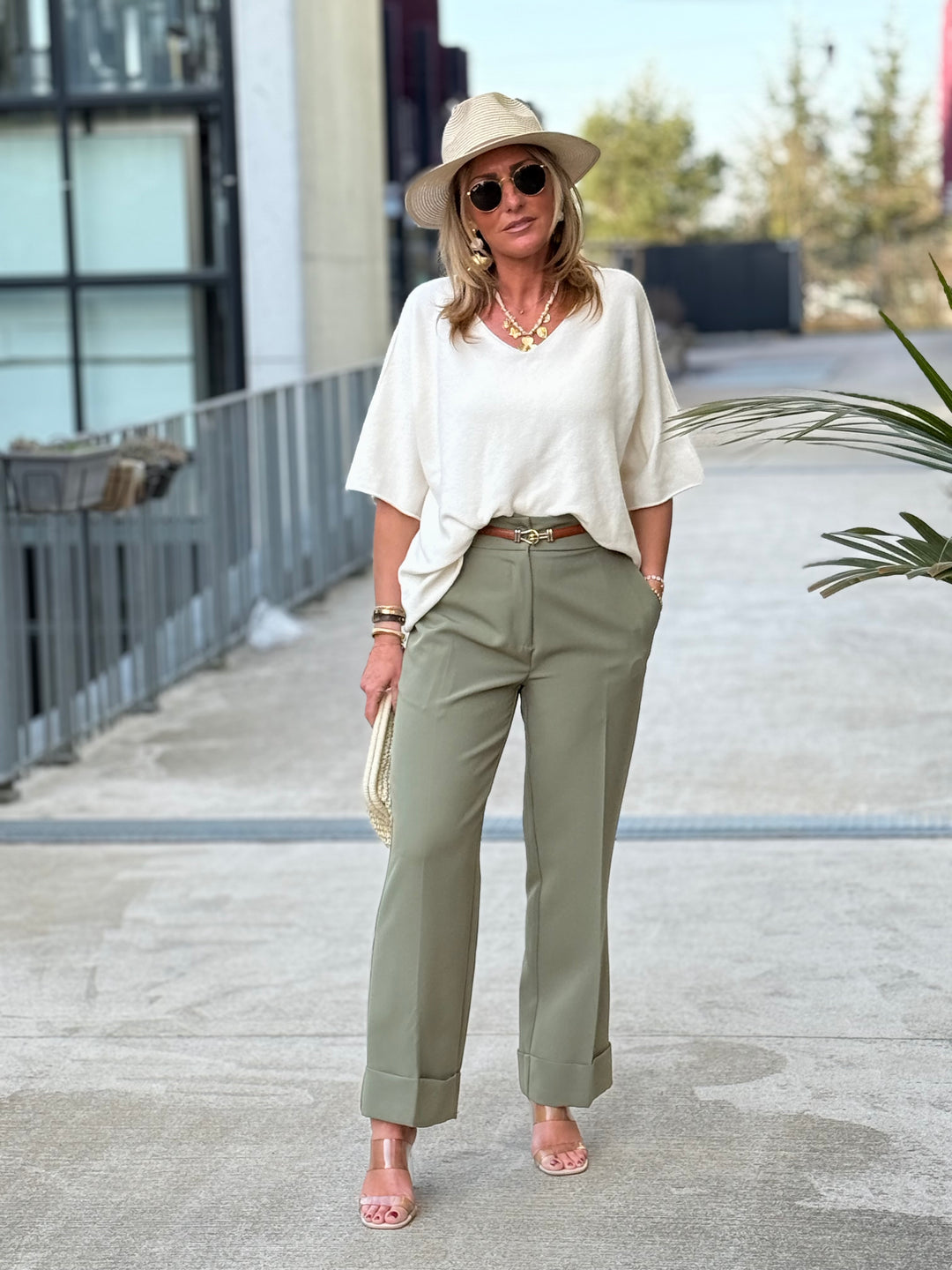 Pantalon Salomé coupe droite kaki
