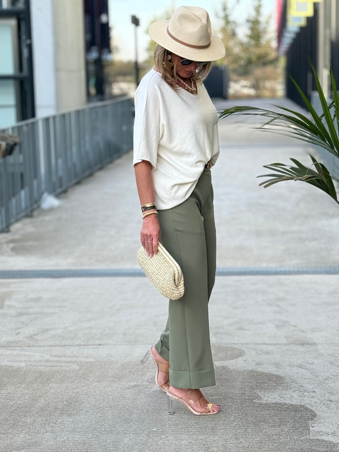 Pantalon Salomé coupe droite kaki
