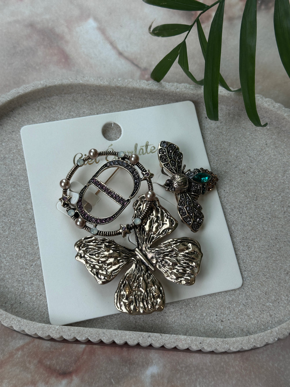 Broche 3 parures abeilles/papillon