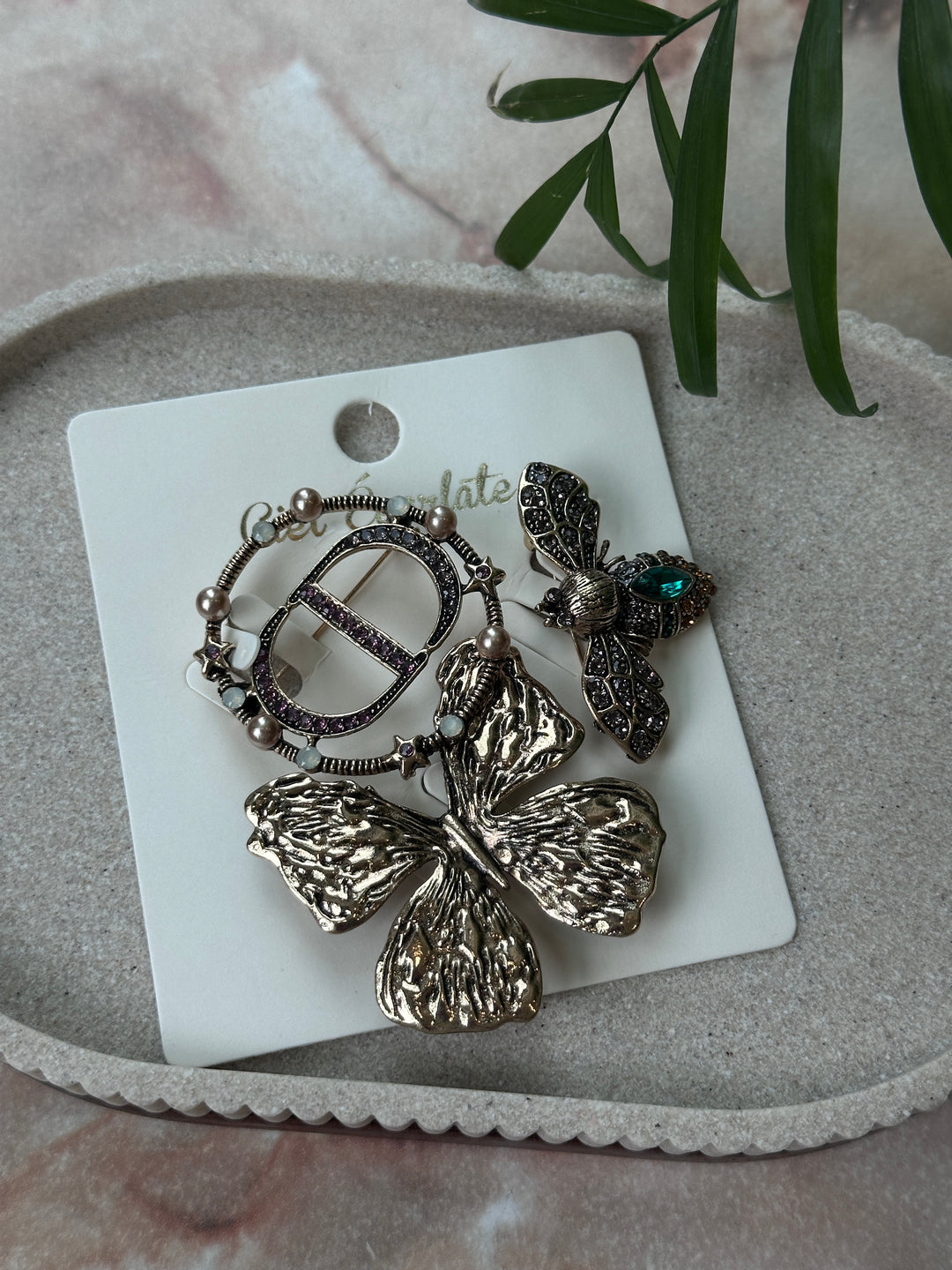 Broche 3 parures abeilles/papillon
