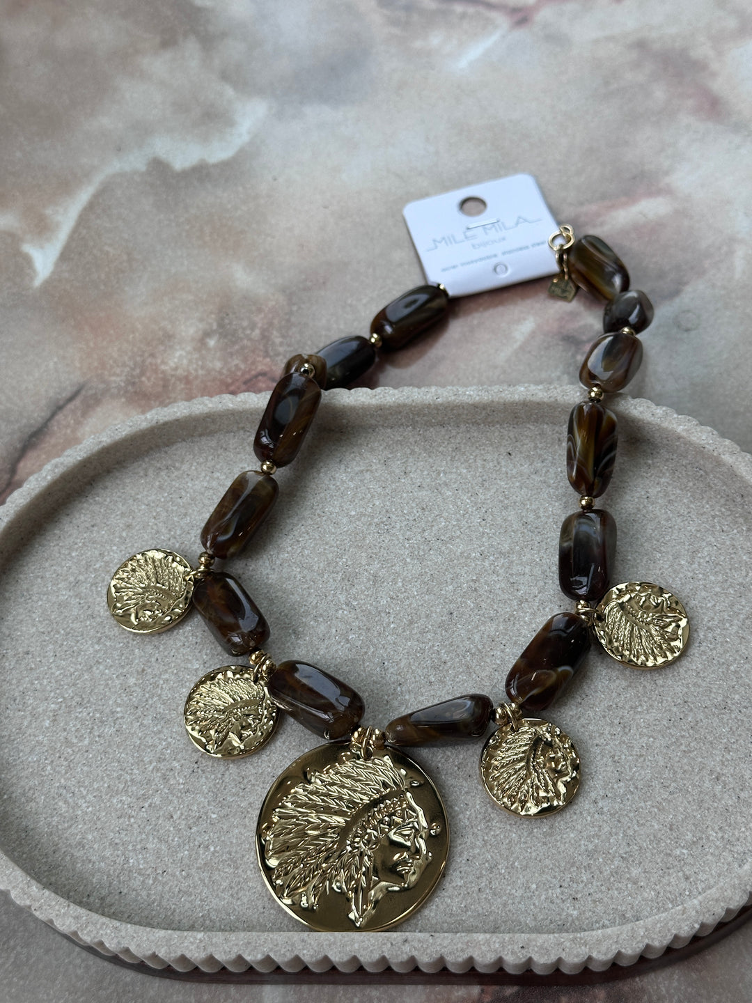 Collier nacré Choco aux médaillons
