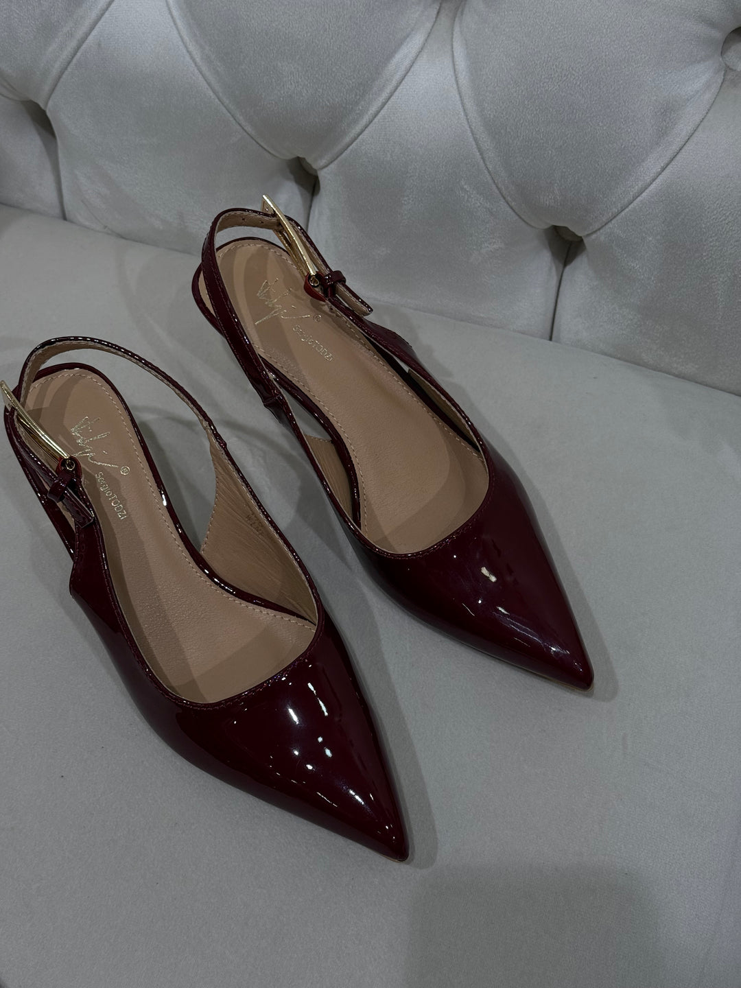 Talon verni bordeaux F446