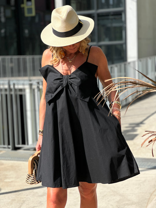 Robe noeud bretelle noir 5789