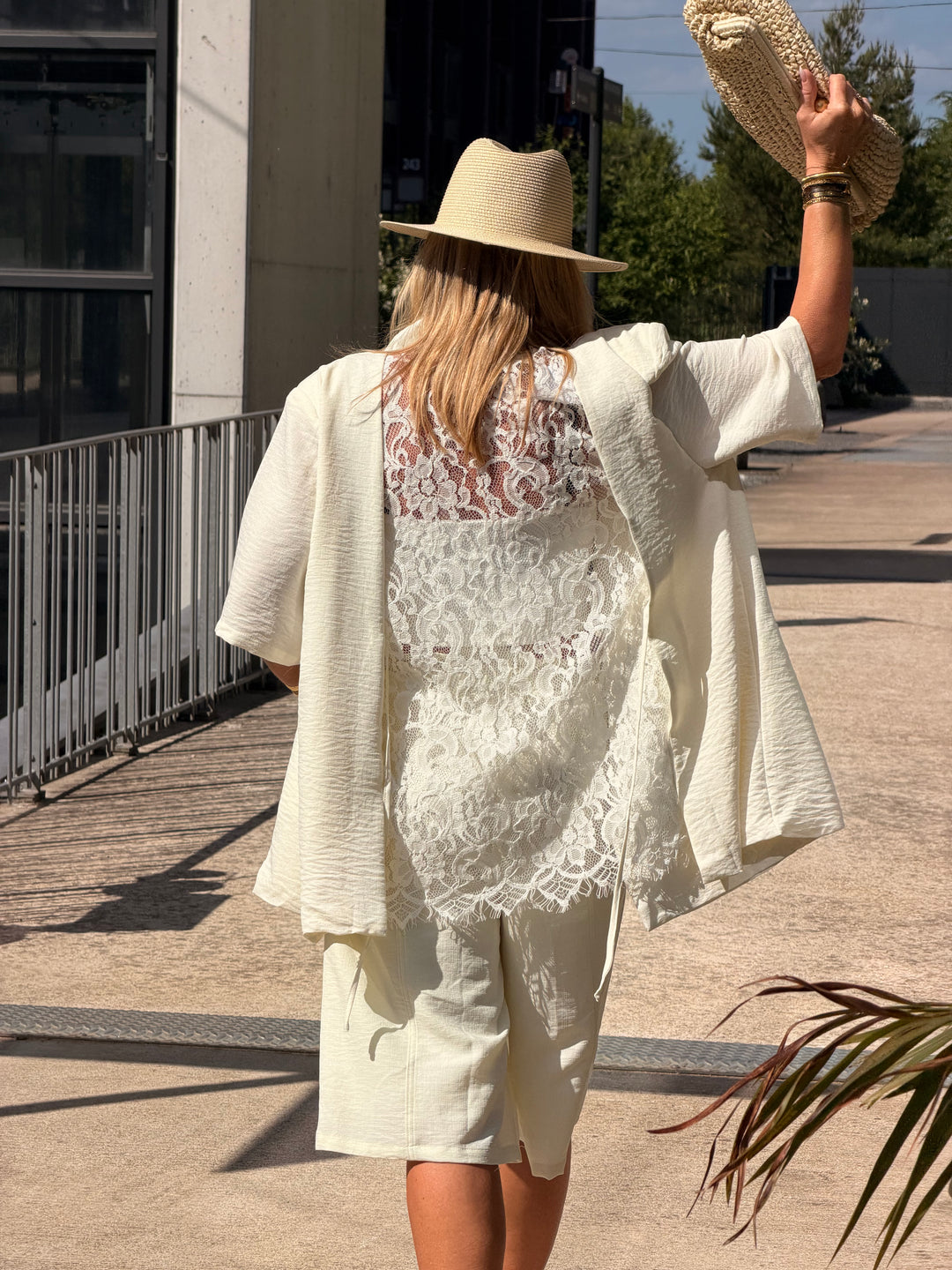 Veste Ecru dos dentelle 1215