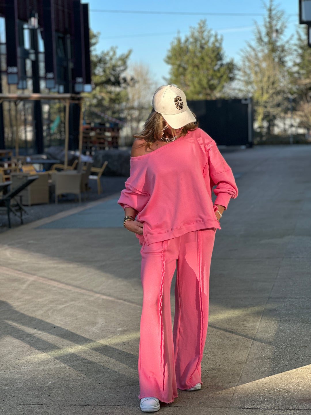 Ensemble jogging rose