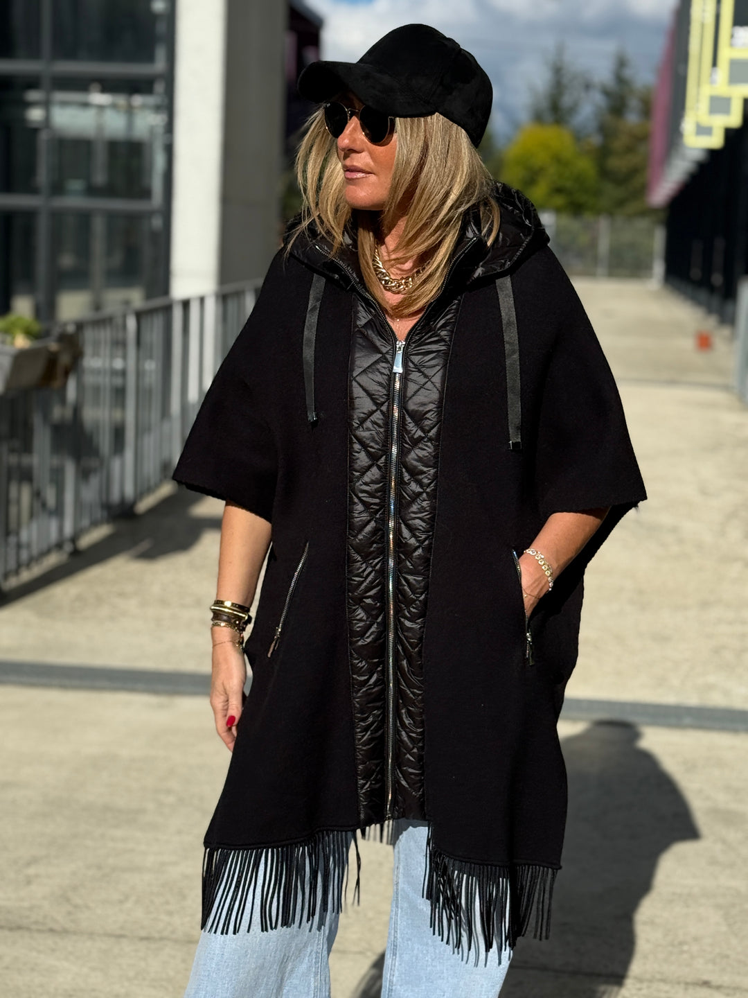 Cape doudoune capuche frange