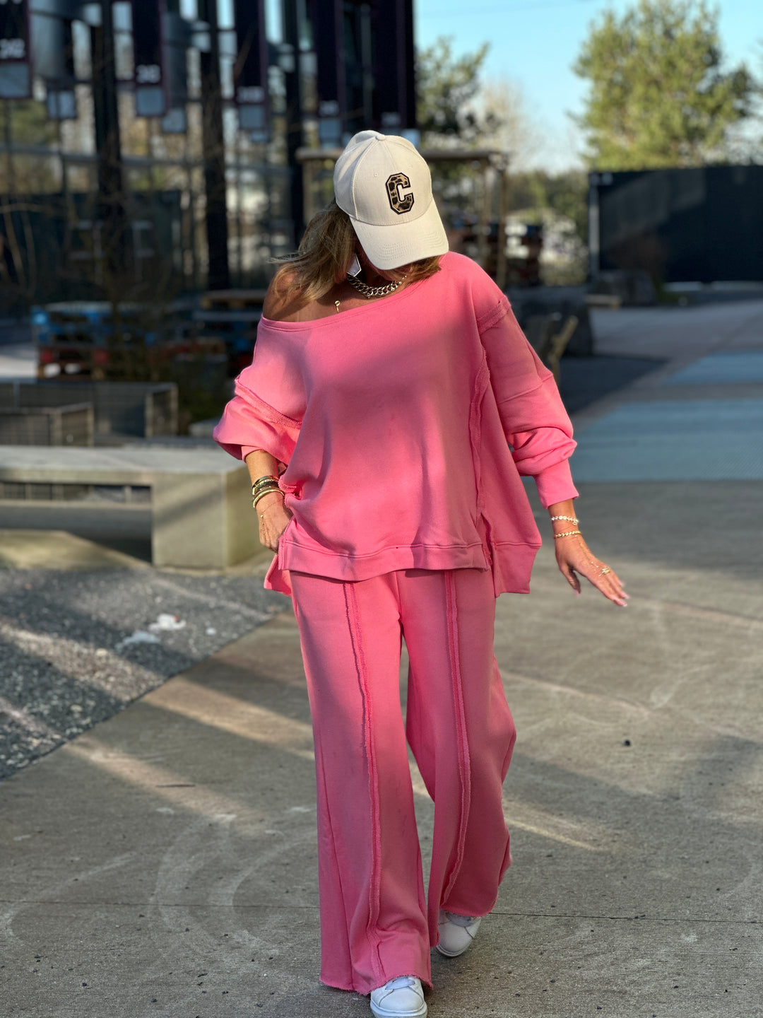Ensemble jogging rose