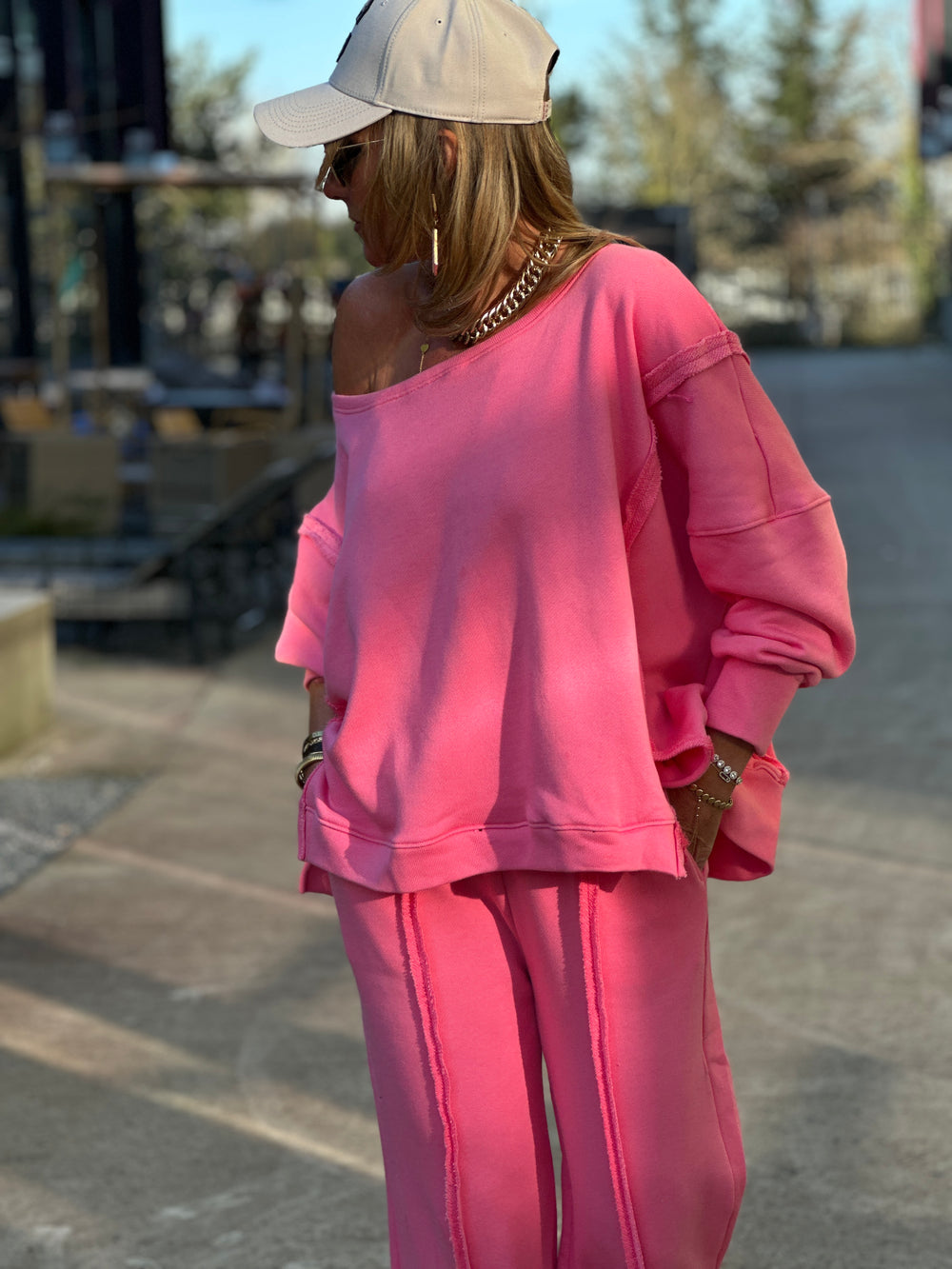 Ensemble jogging rose