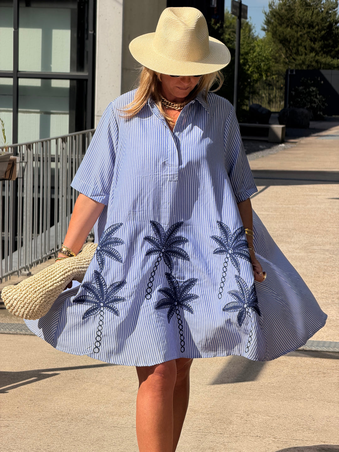 Robe brodé palmier 5833