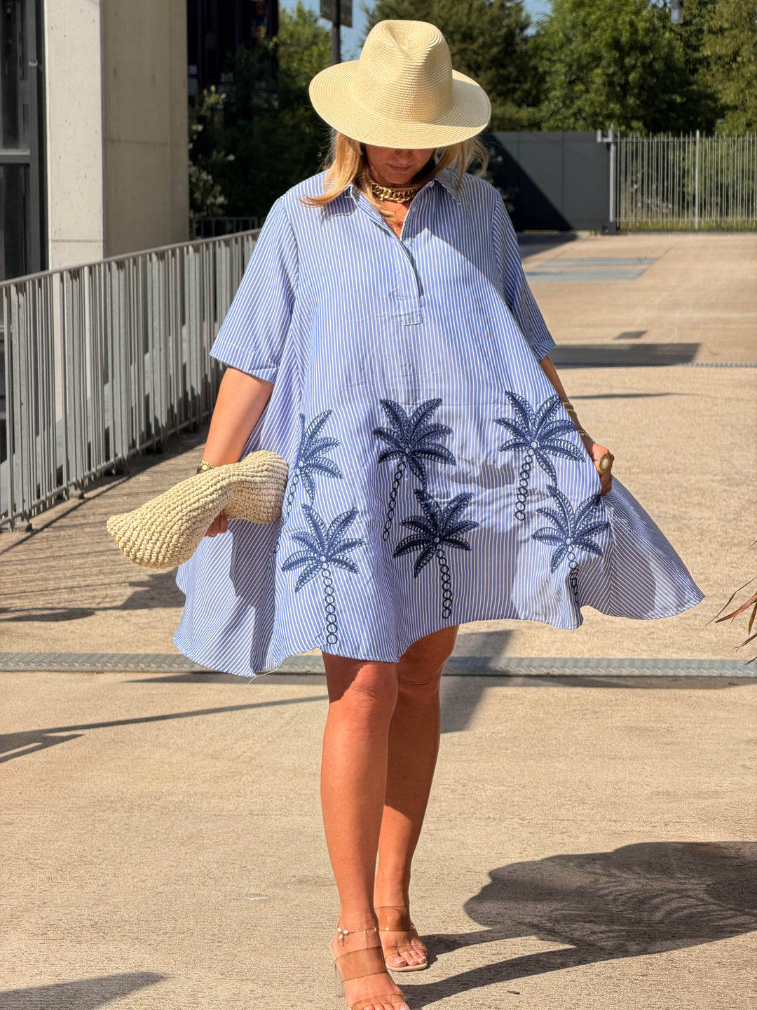 Robe brodé palmier 5833