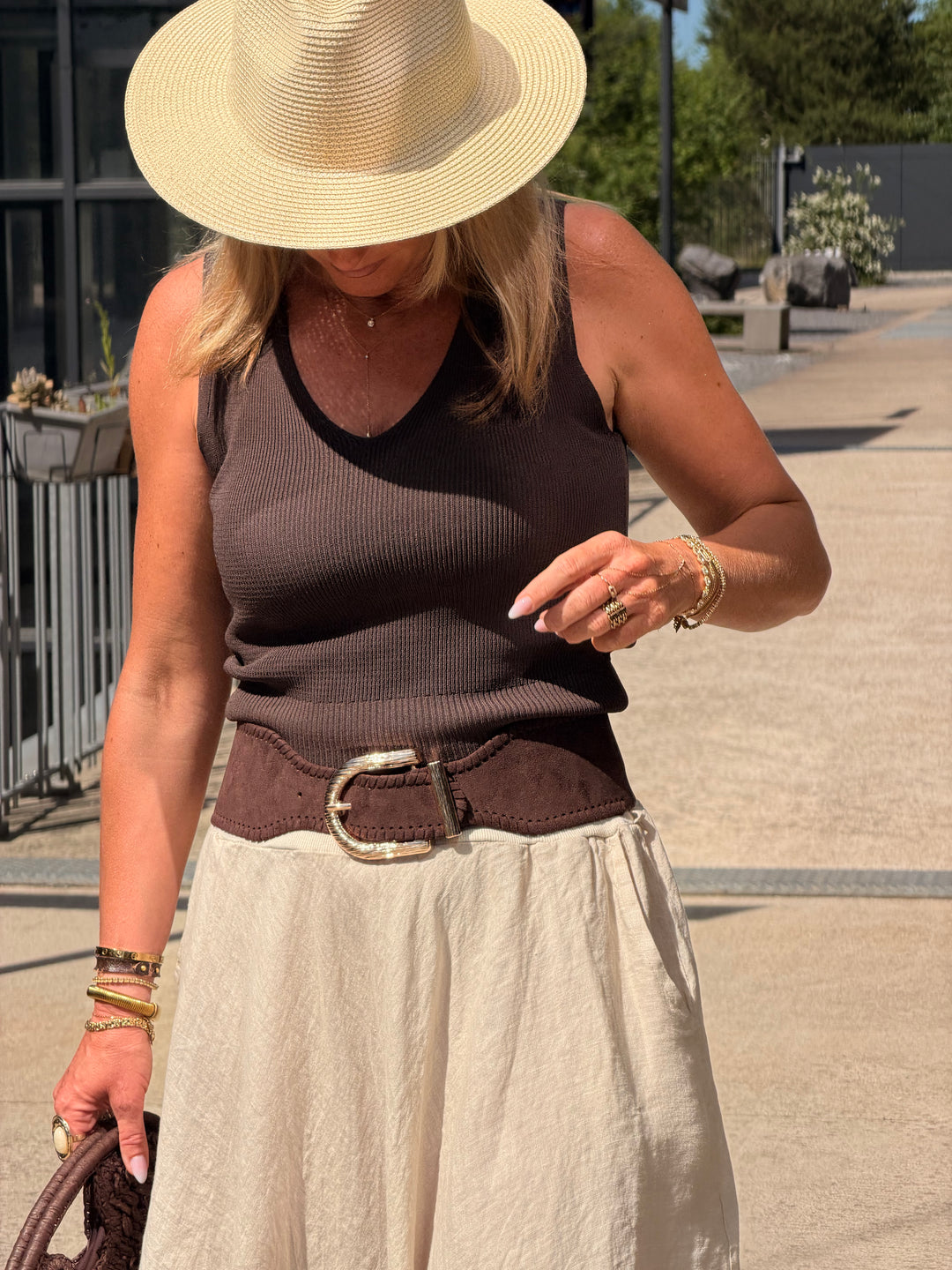 Top col V simple B013
