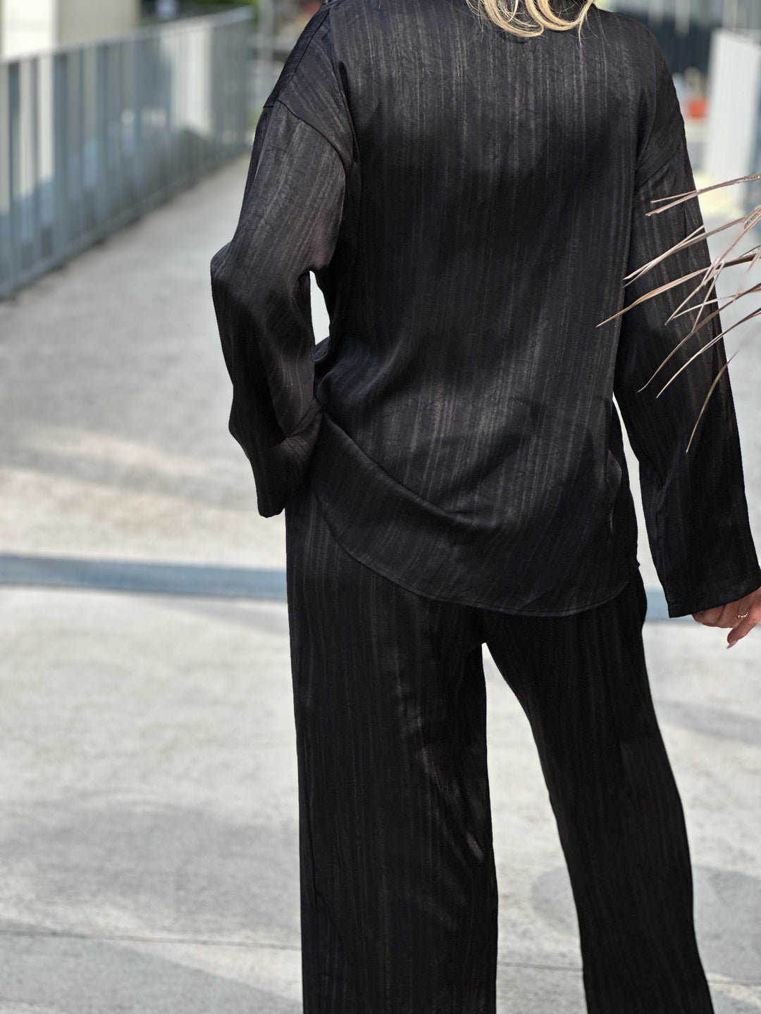 Ensemble chemise et pantalon noir 1337