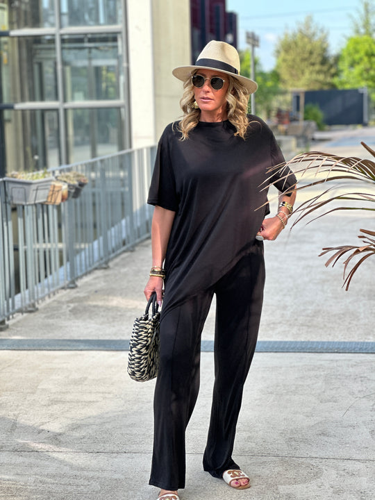 Ensemble t-shirt et pantalon noir 187