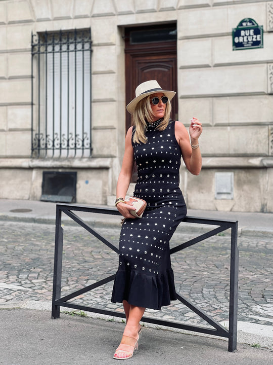 Robe noir clous 10136