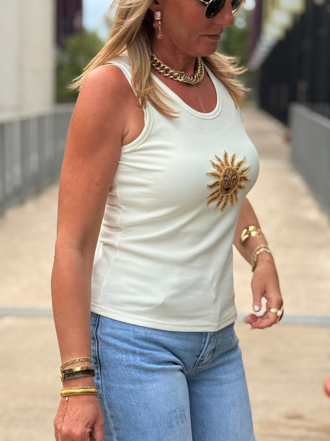 Débardeur soleil sequin +perlé 121
