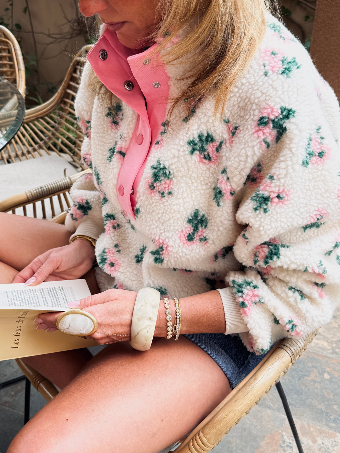 Sweat moumoute motif floral rose 2692