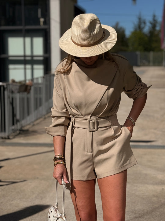 Combi-short avec ceinture Taupe (taille petit)