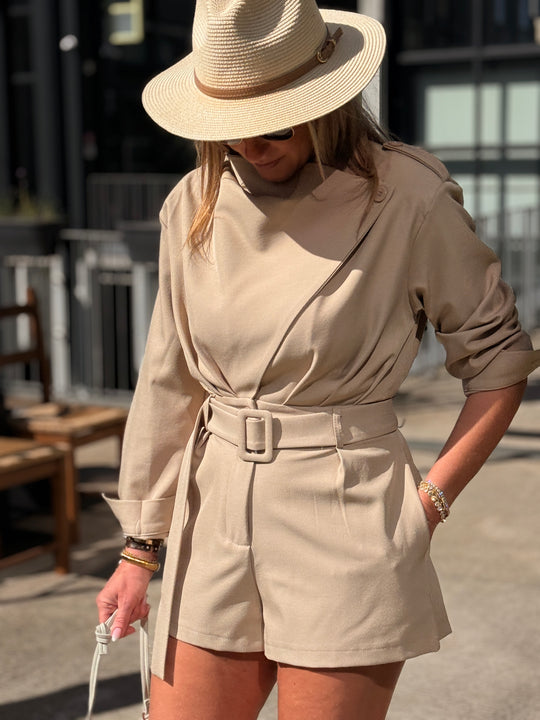Combi-short avec ceinture Taupe (taille petit)