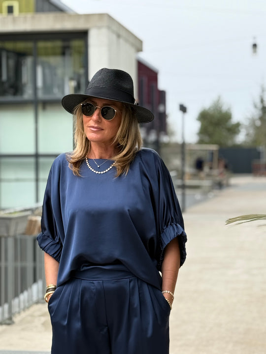Blouse satin bleu marine