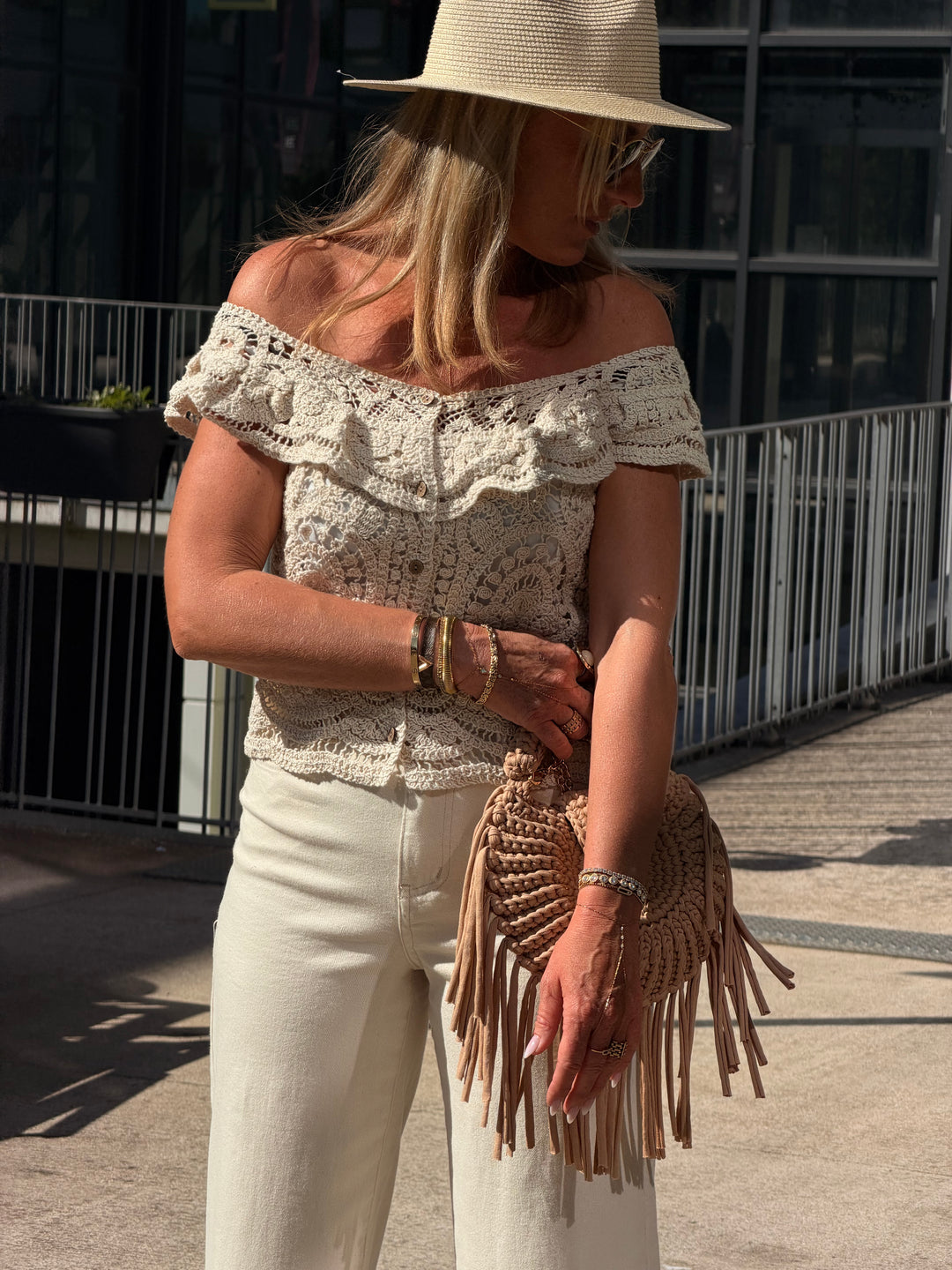 Top crochet BEIGE avec boutons 8105