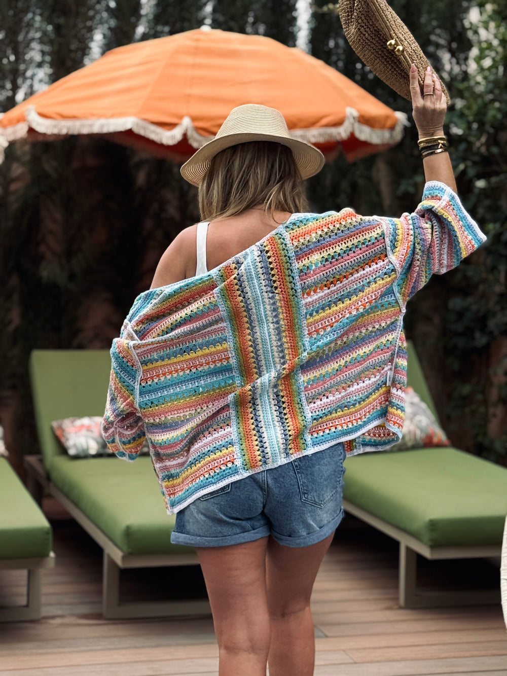 Gilet tricote colorie BLEU