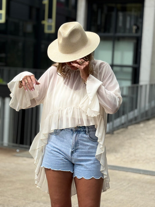 Blouse en voile long à l’arriere 9065 Beige