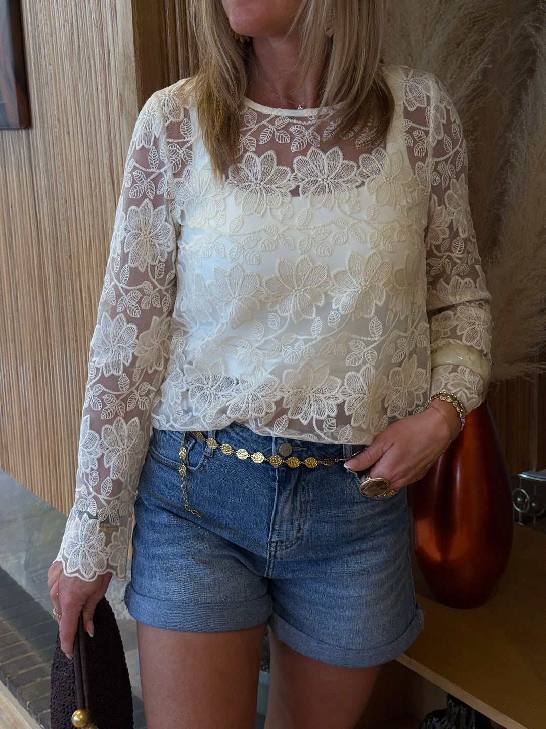 Top dentelle motif grandes fleurs 2521