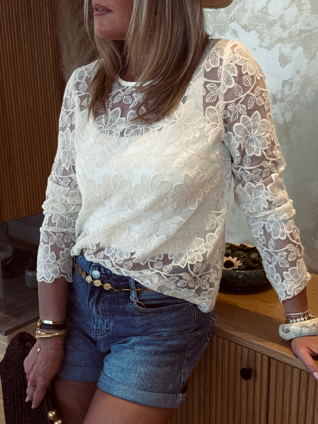 Top dentelle motif grandes fleurs 2521