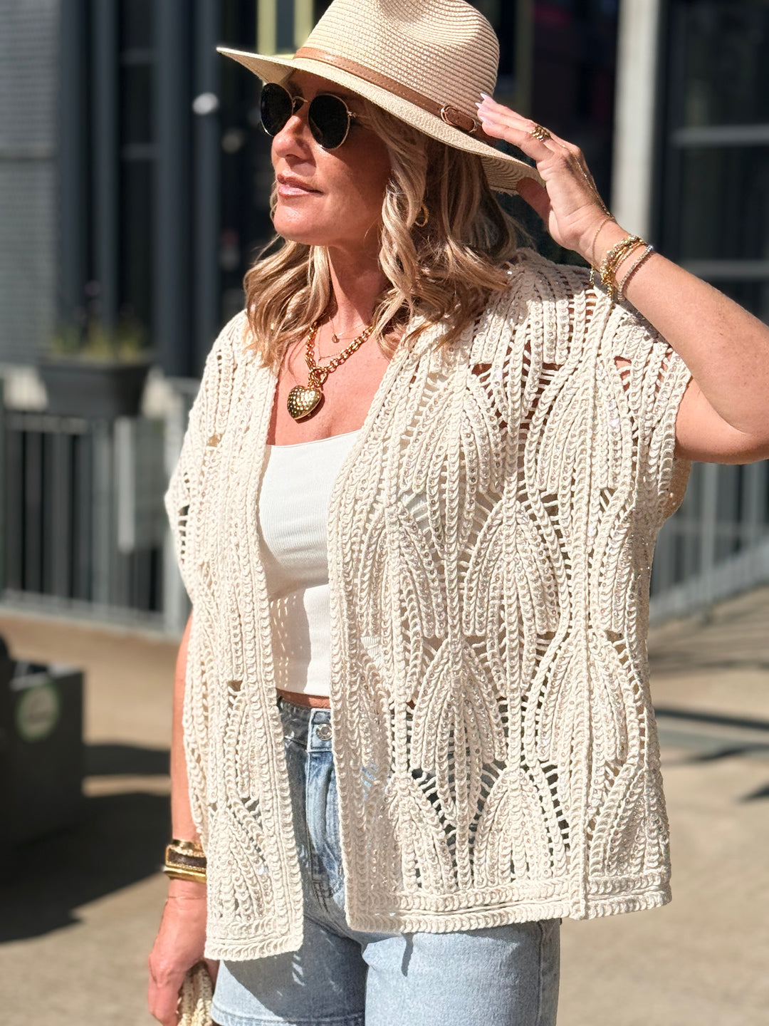 Gilet crochet aux perles beige (sans manches) 88061