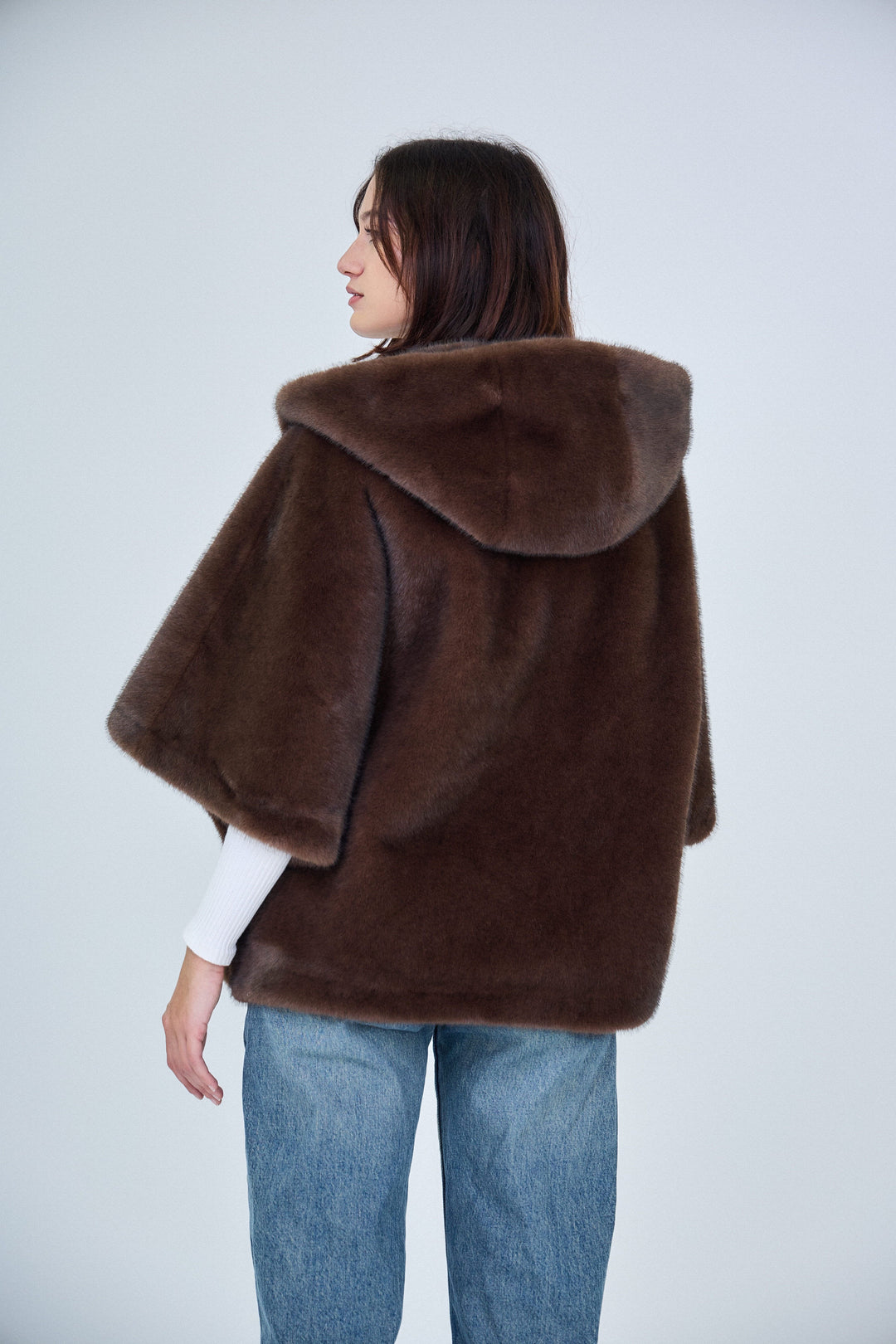 Cape fourrure choco F238550 ( Giovanni)
