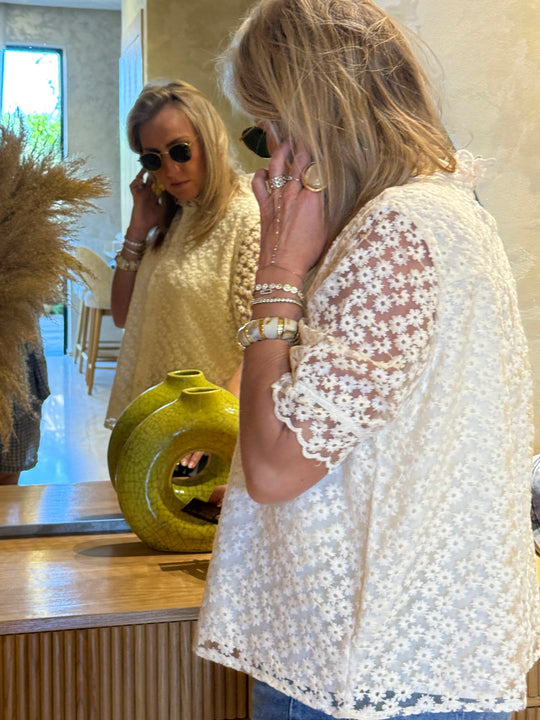 Blouse florale dentelle doublée manches courtes écru 3280 (grande taille)