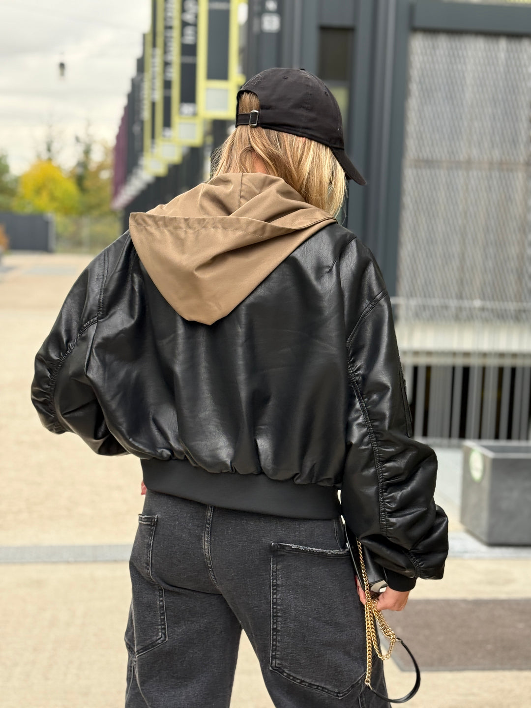 Veste similicuir noir capuche kaki 202296 (réversible)
