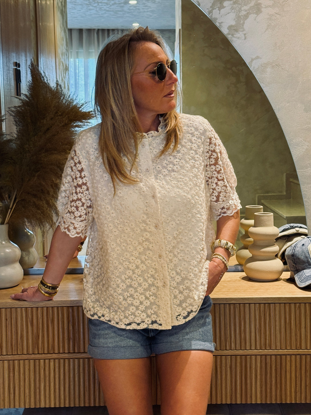 Blouse florale dentelle doublée manches courtes écru 3280 (grande taille)