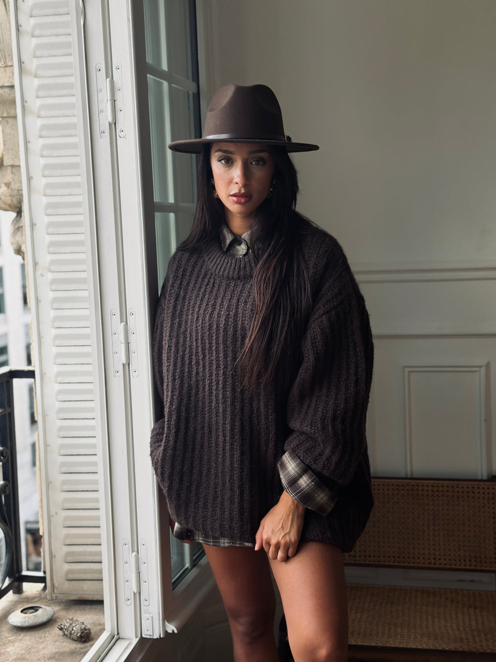 Pull marron en maille oversize 2597